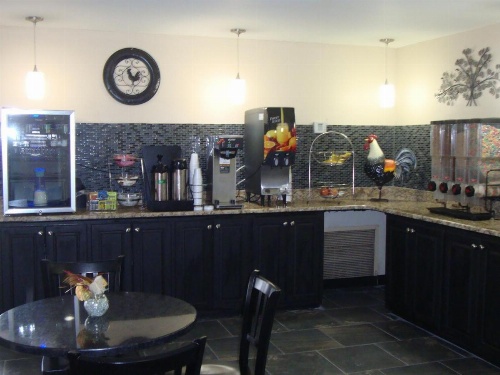 Econo Lodge Inn & Suites Jackson image 16