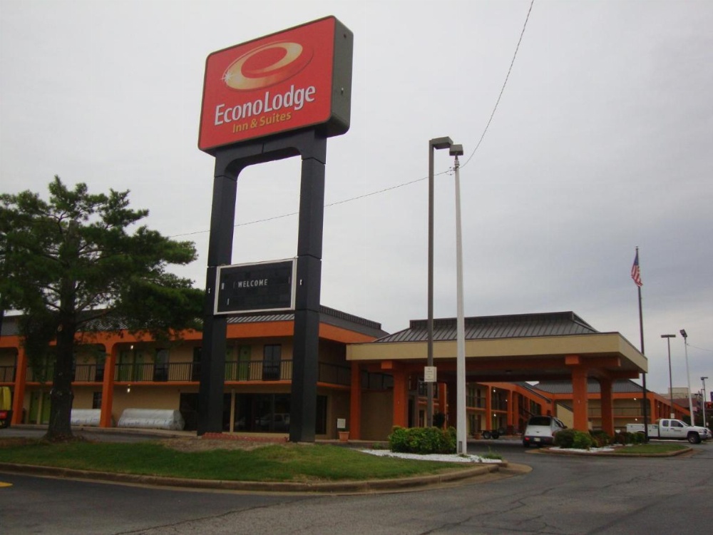 Econo Lodge Inn & Suites Jackson Image 17