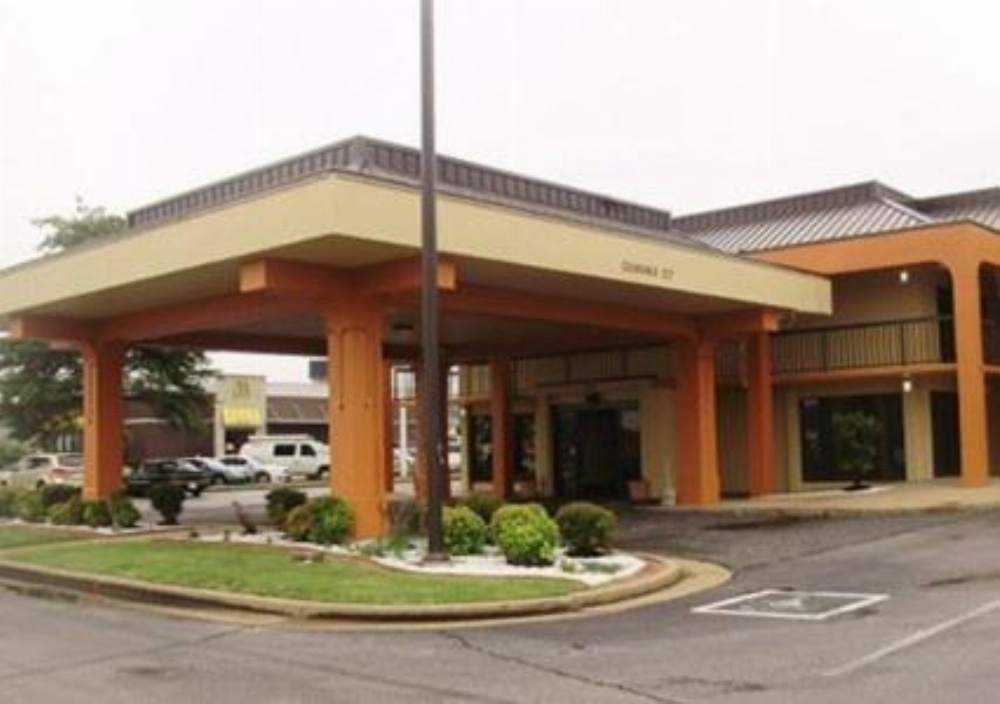 Econo Lodge Inn & Suites Jackson Image 21