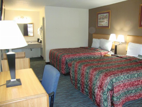 Econo Lodge Inn & Suites Jackson image 5