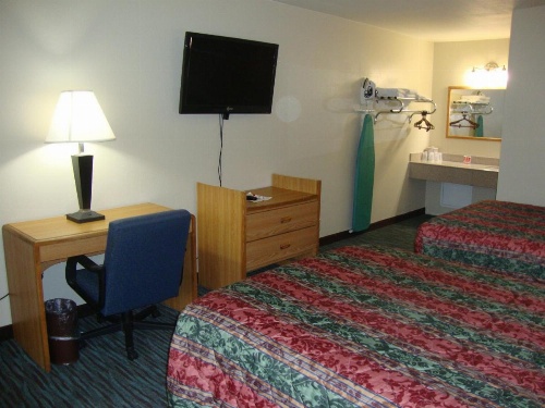 Econo Lodge Inn & Suites Jackson image 7